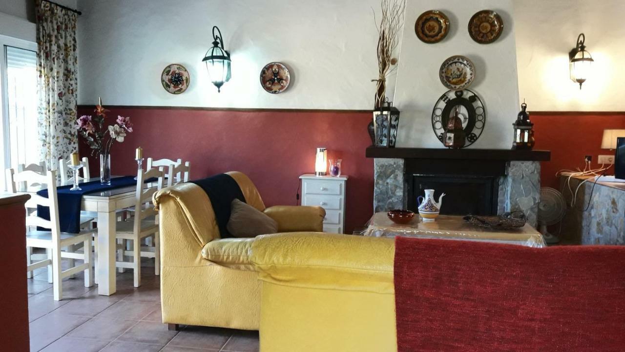 Chalet La Huerta Con Piscina Y Wifi كونيل ذي لا فرونتيرا المظهر الخارجي الصورة