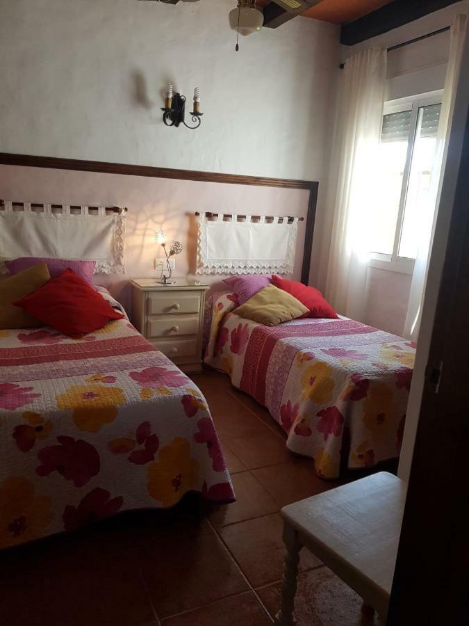 Chalet La Huerta Con Piscina Y Wifi كونيل ذي لا فرونتيرا المظهر الخارجي الصورة