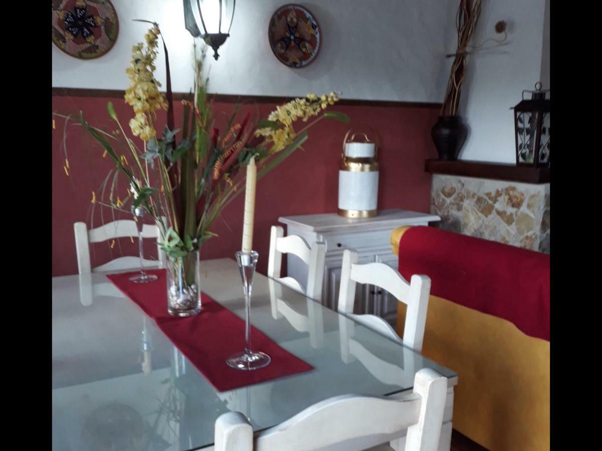 Chalet La Huerta Con Piscina Y Wifi كونيل ذي لا فرونتيرا المظهر الخارجي الصورة